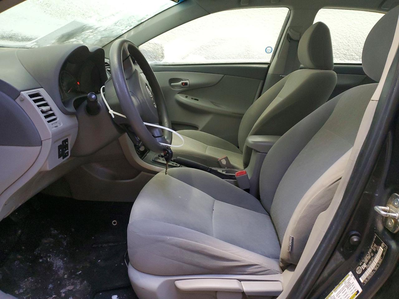 2010 TOYOTA COROLLA BASE photo 7