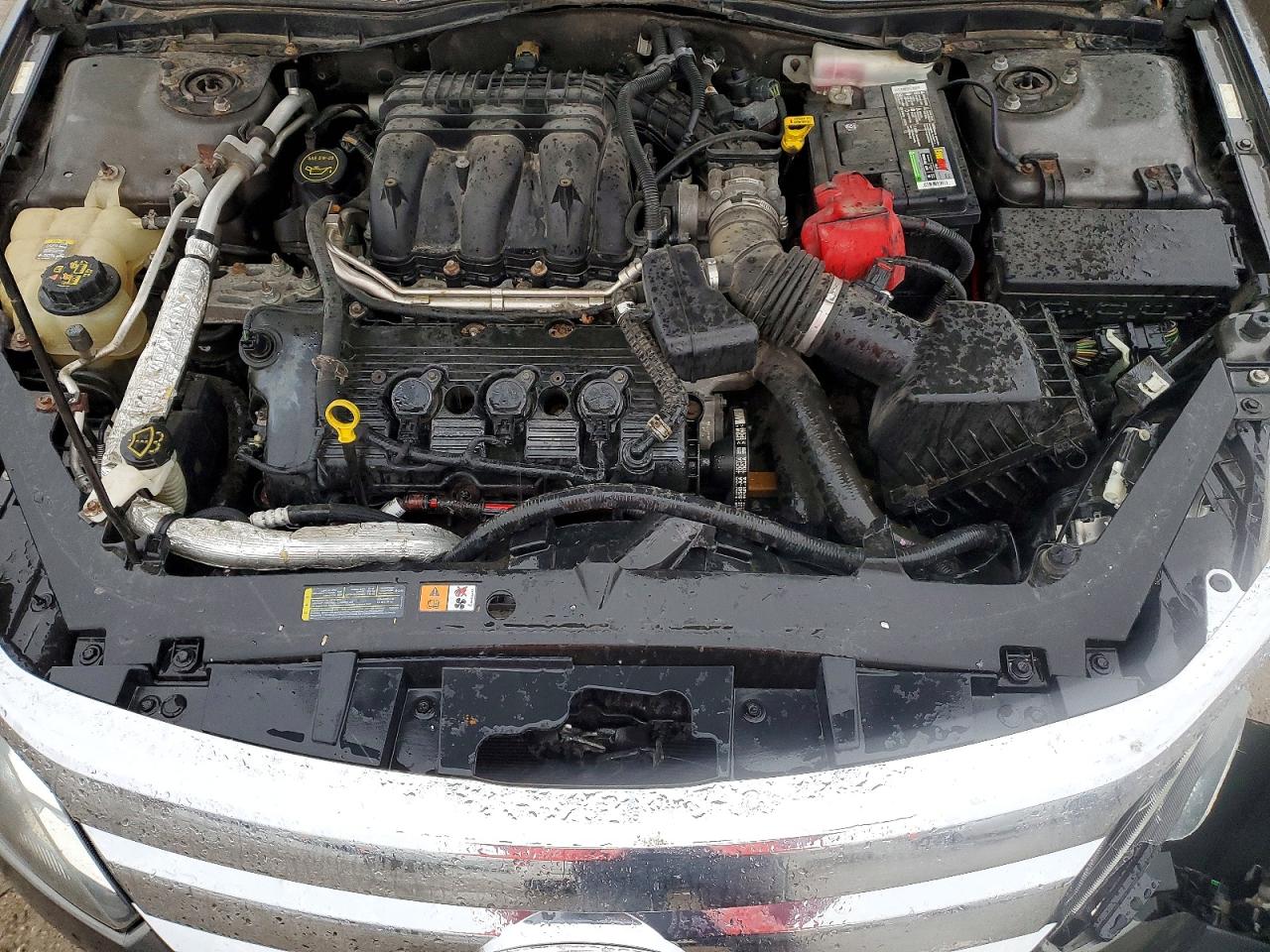 2011 FORD FUSION SE photo 11