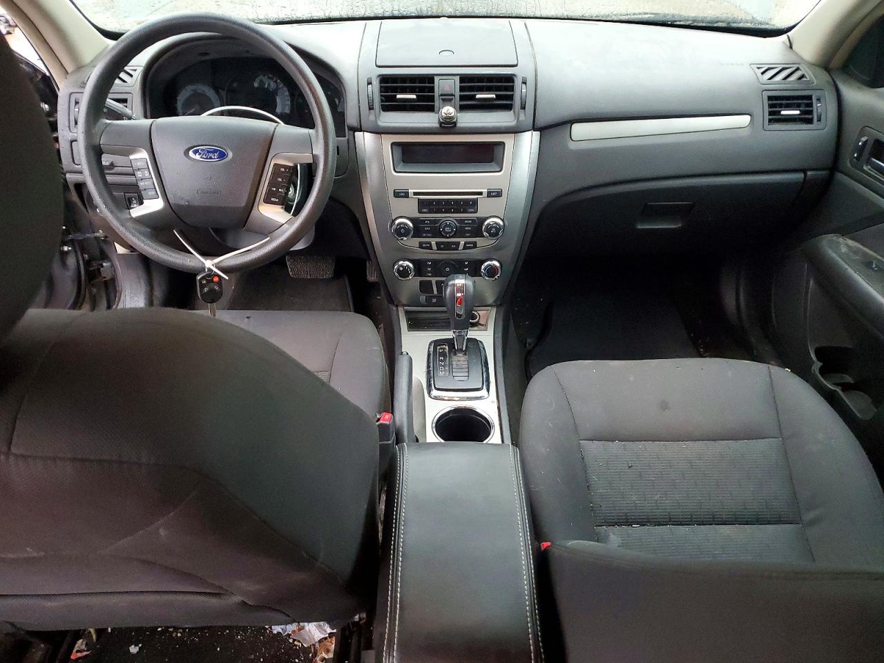 2011 FORD FUSION SE photo 8