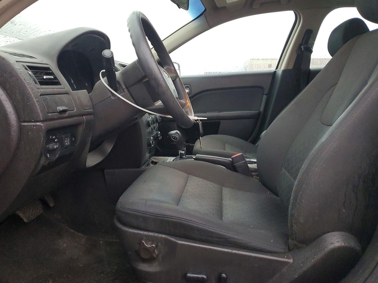 2011 FORD FUSION SE photo 7