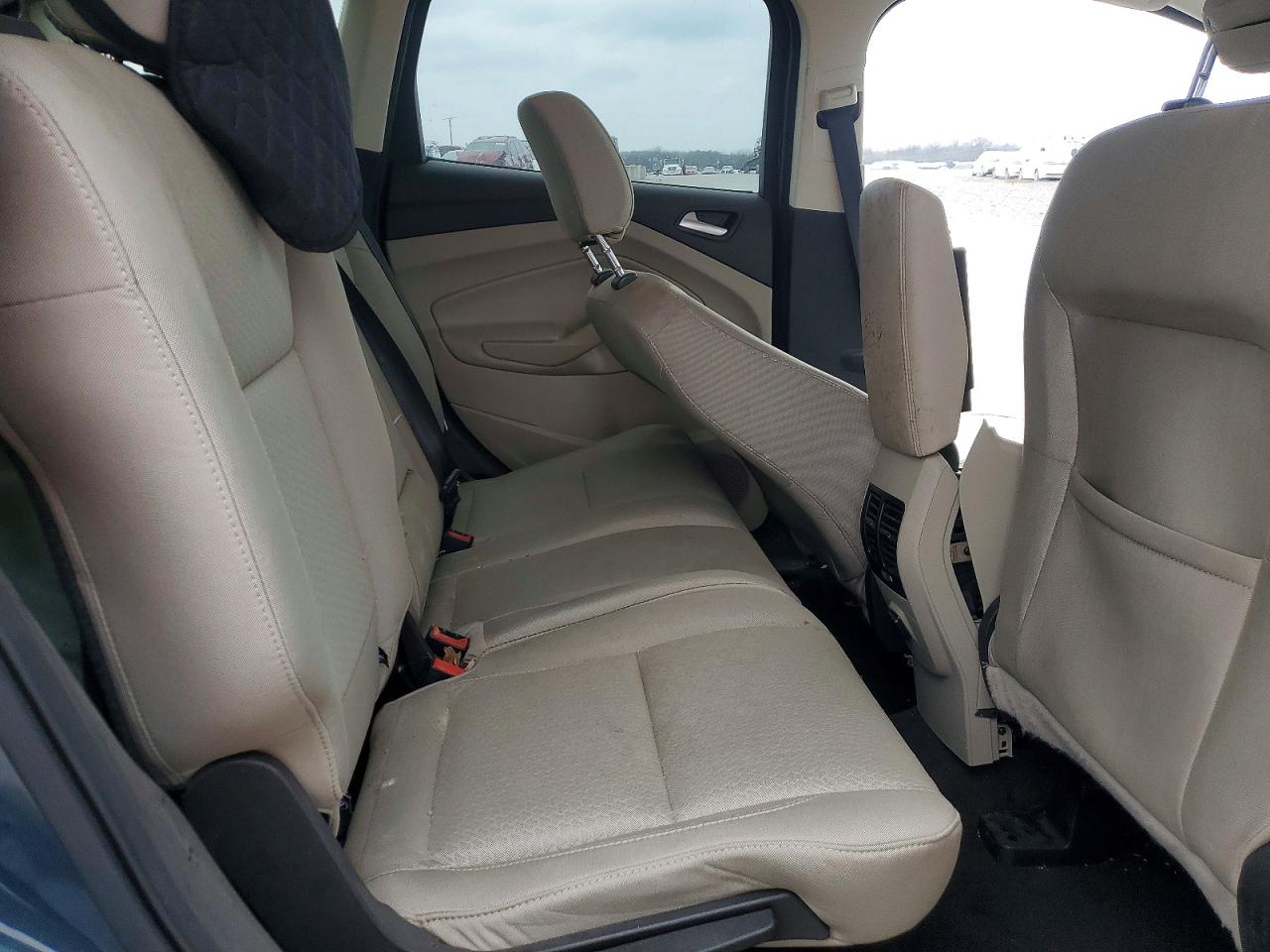 2019 FORD ESCAPE SE photo 10