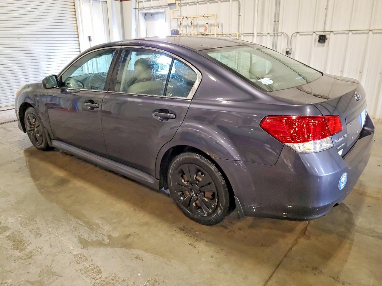 2011 SUBARU LEGACY 2.5I photo 2