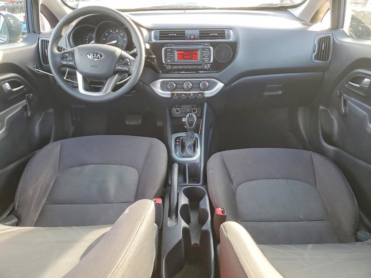 2016 KIA RIO LX photo 8