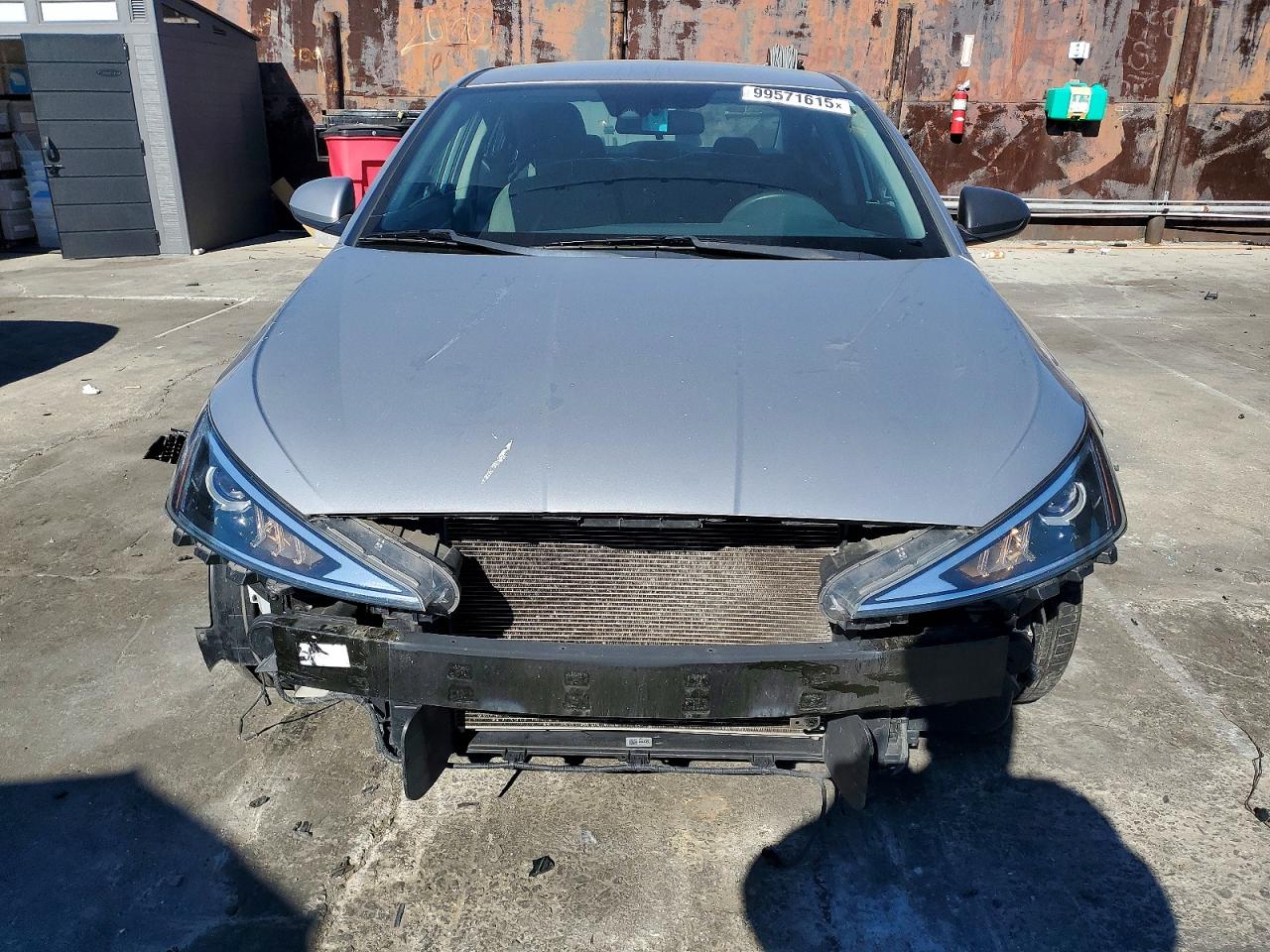 2020 HYUNDAI ELANTRA SEL photo 5