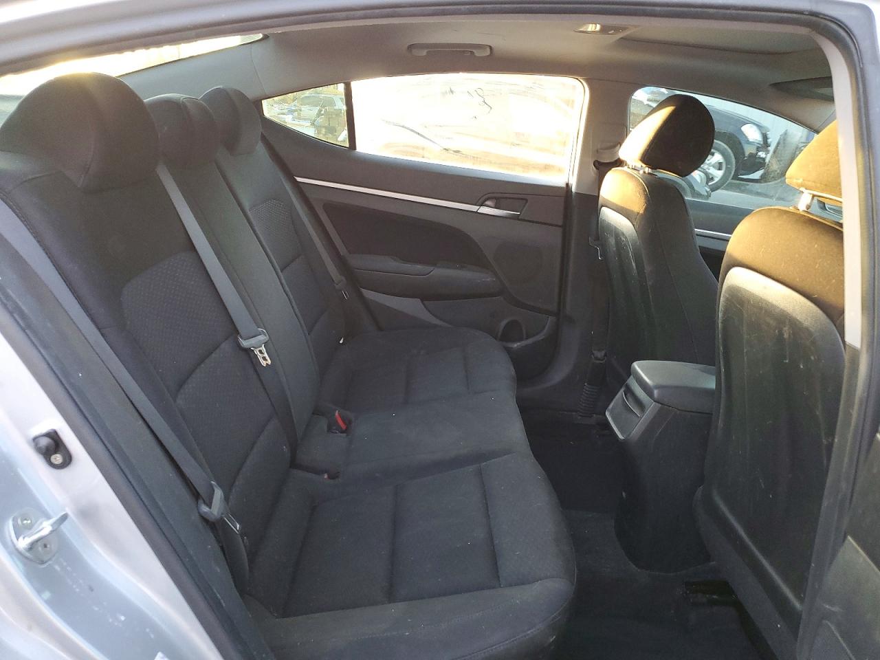 2020 HYUNDAI ELANTRA SEL photo 10