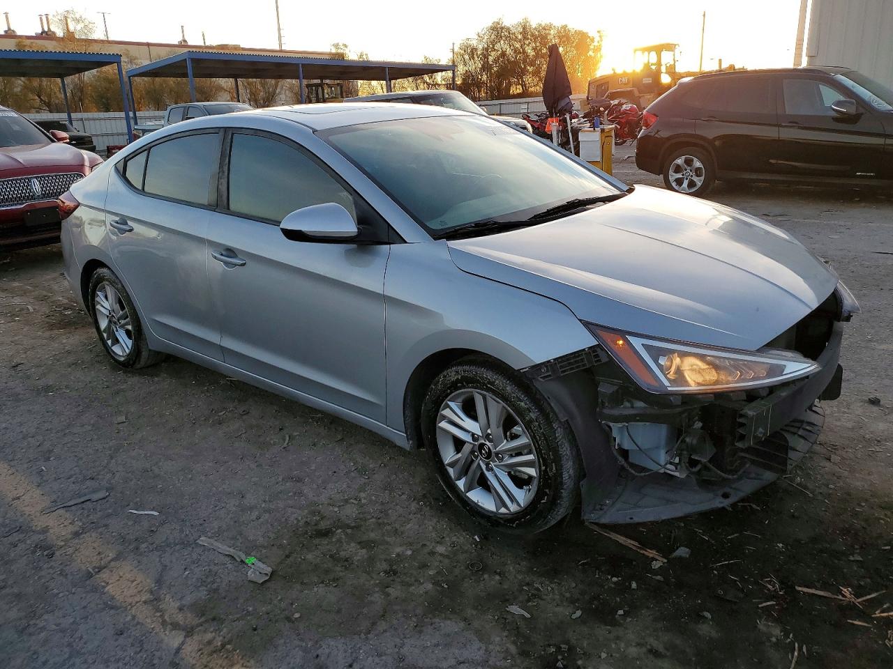 2020 HYUNDAI ELANTRA SEL photo 4