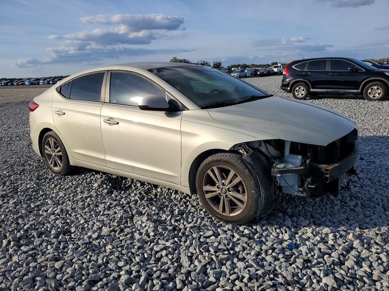2017 HYUNDAI ELANTRA SE photo 4