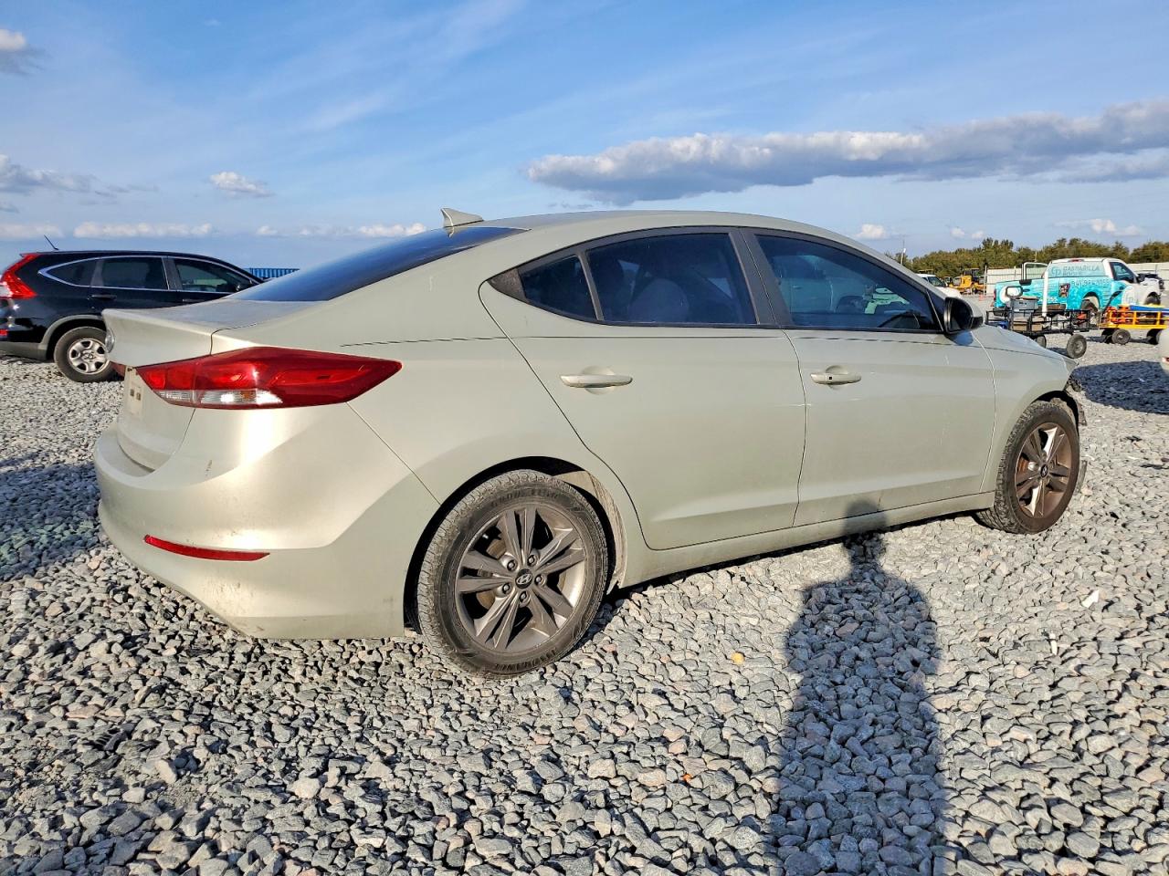 2017 HYUNDAI ELANTRA SE photo 3