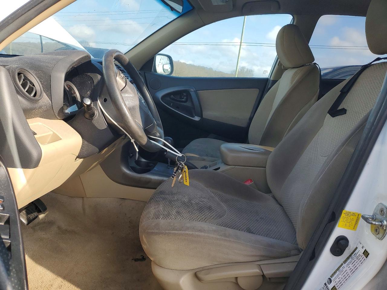 2012 TOYOTA RAV4 photo 7