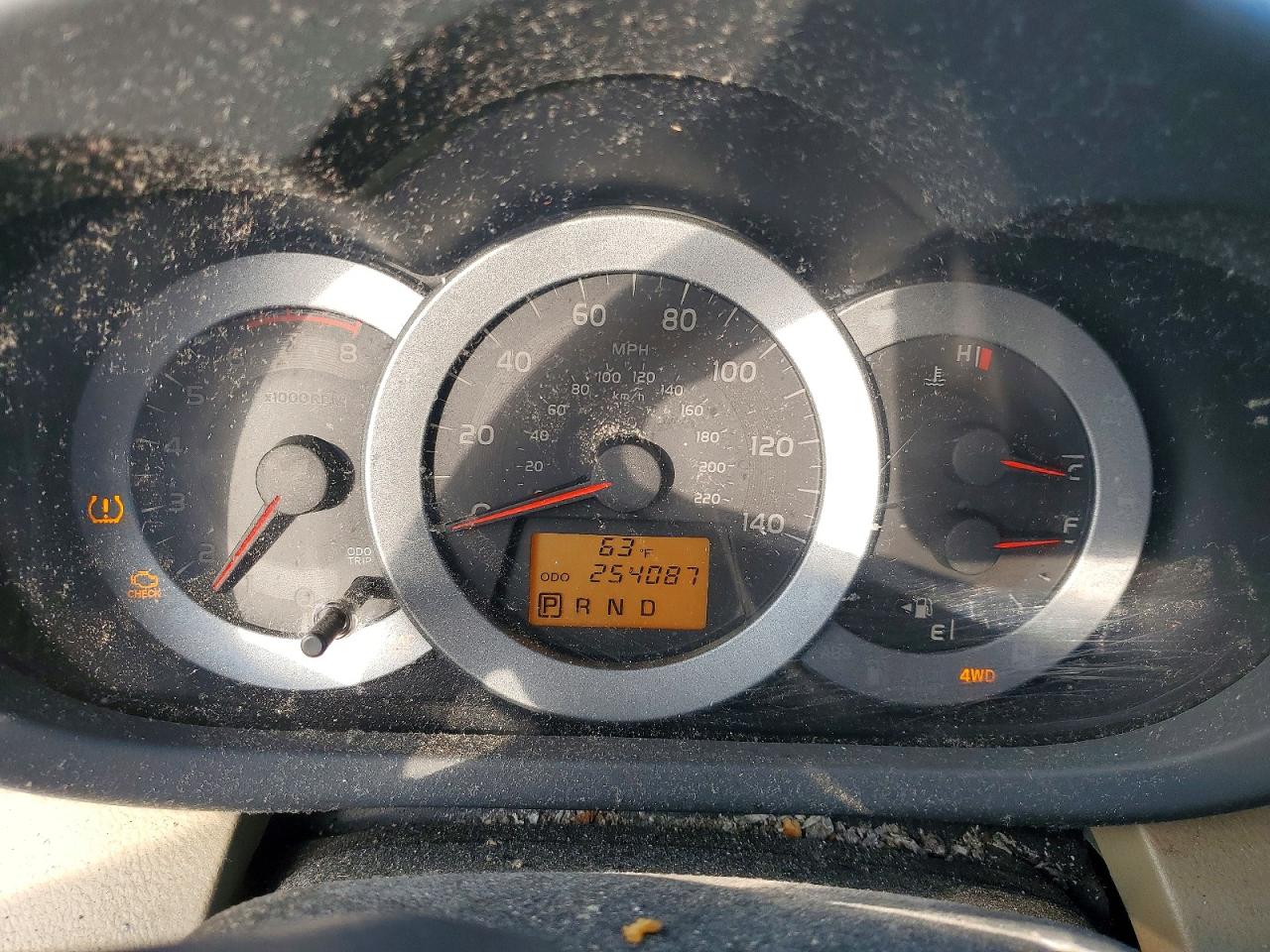 2012 TOYOTA RAV4 photo 9