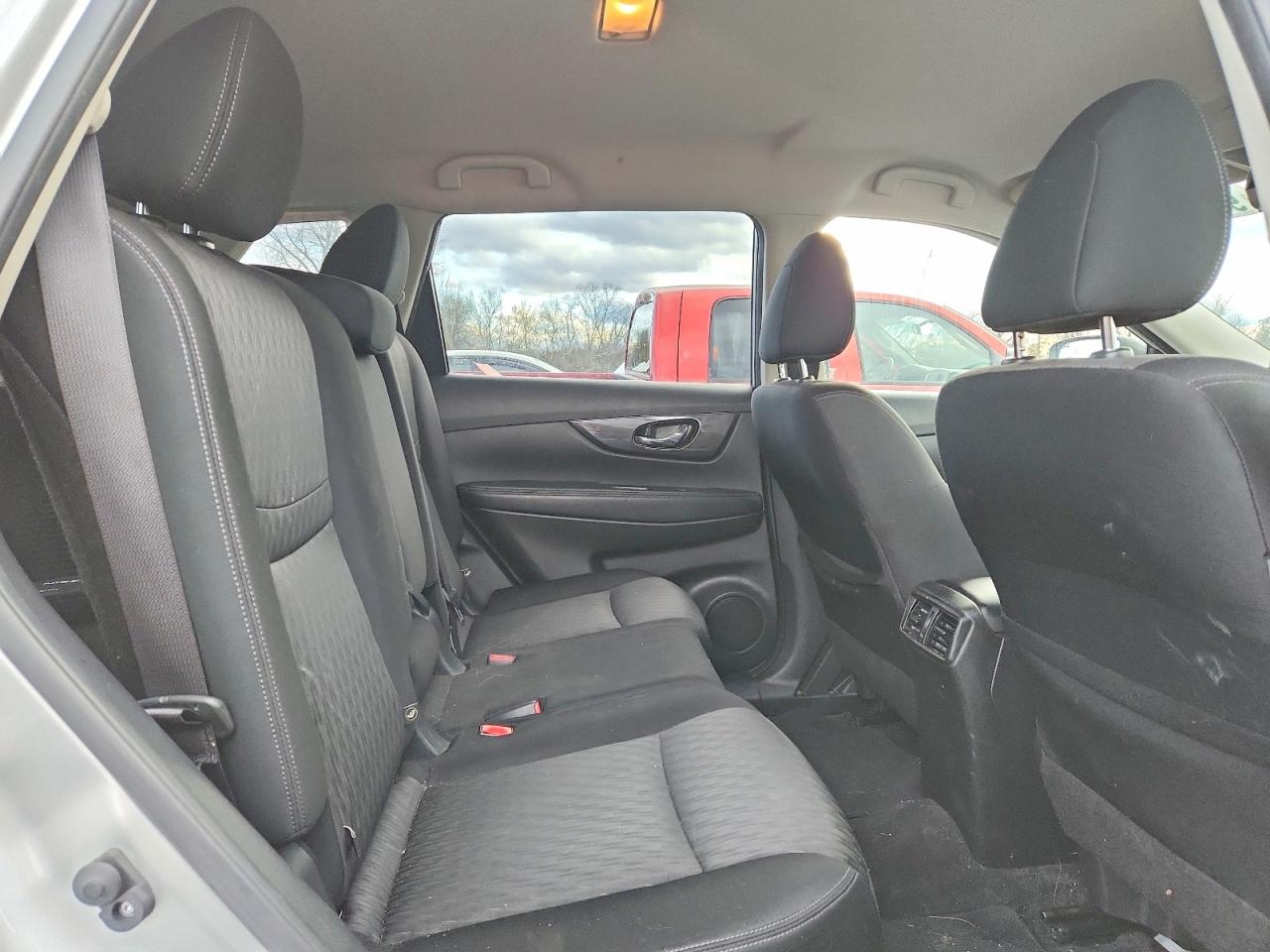 2020 NISSAN ROGUE S photo 21