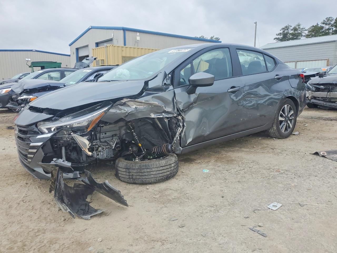 2025 NISSAN VERSA