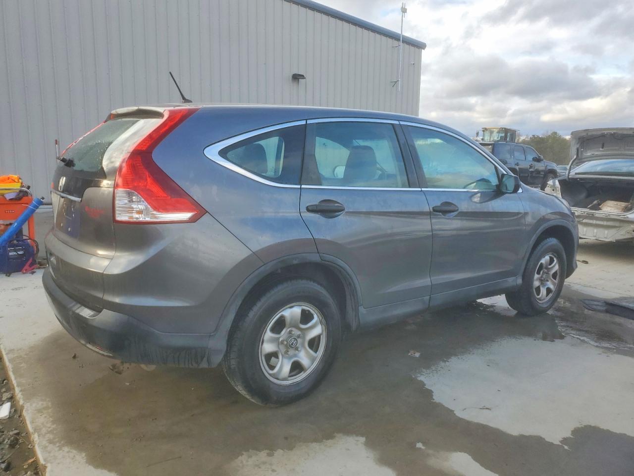 2013 HONDA CR-V LX photo 3