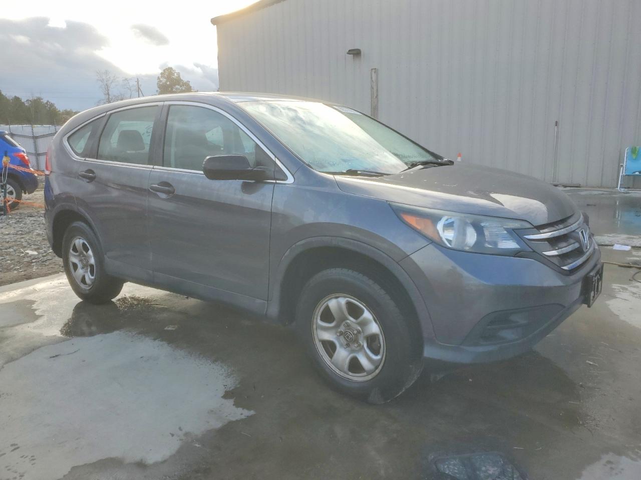 2013 HONDA CR-V LX photo 4