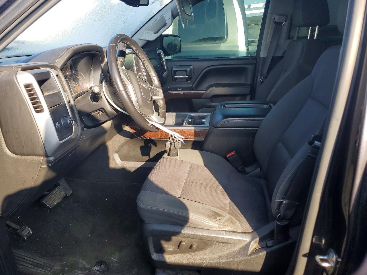2015 GMC SIERRA C1500 SLE photo 7