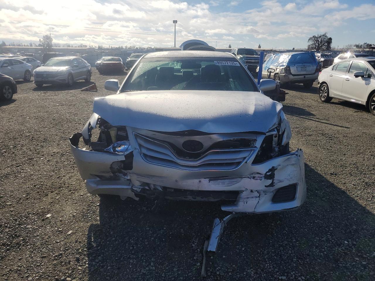 2011 TOYOTA CAMRY BASE photo 5