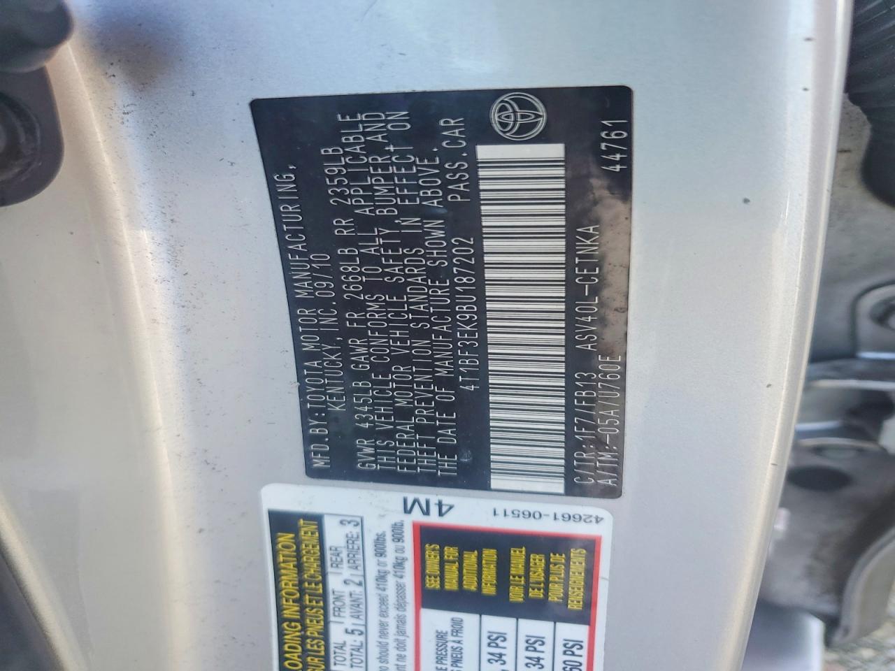 2011 TOYOTA CAMRY BASE photo 13