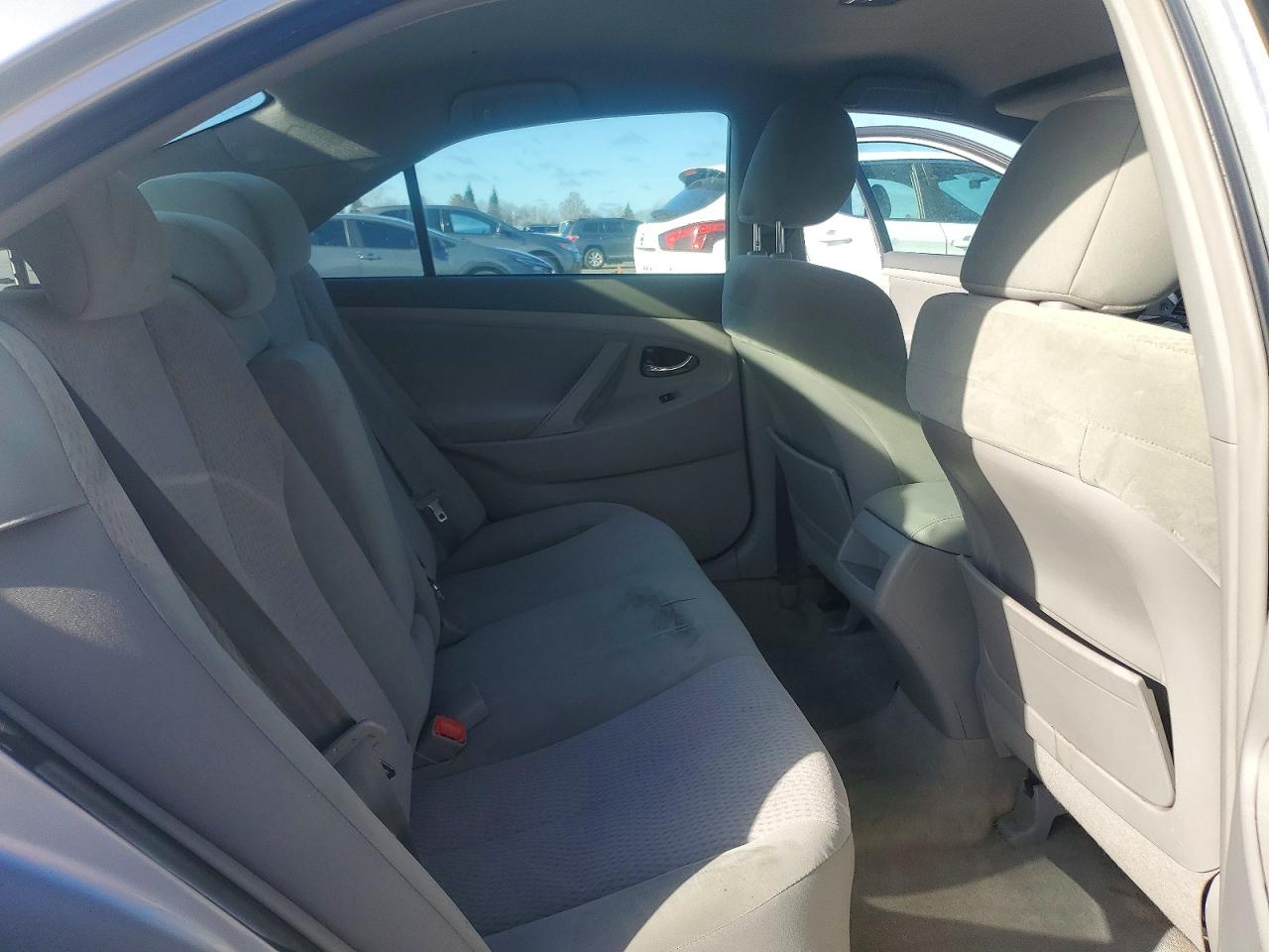 2011 TOYOTA CAMRY BASE photo 10