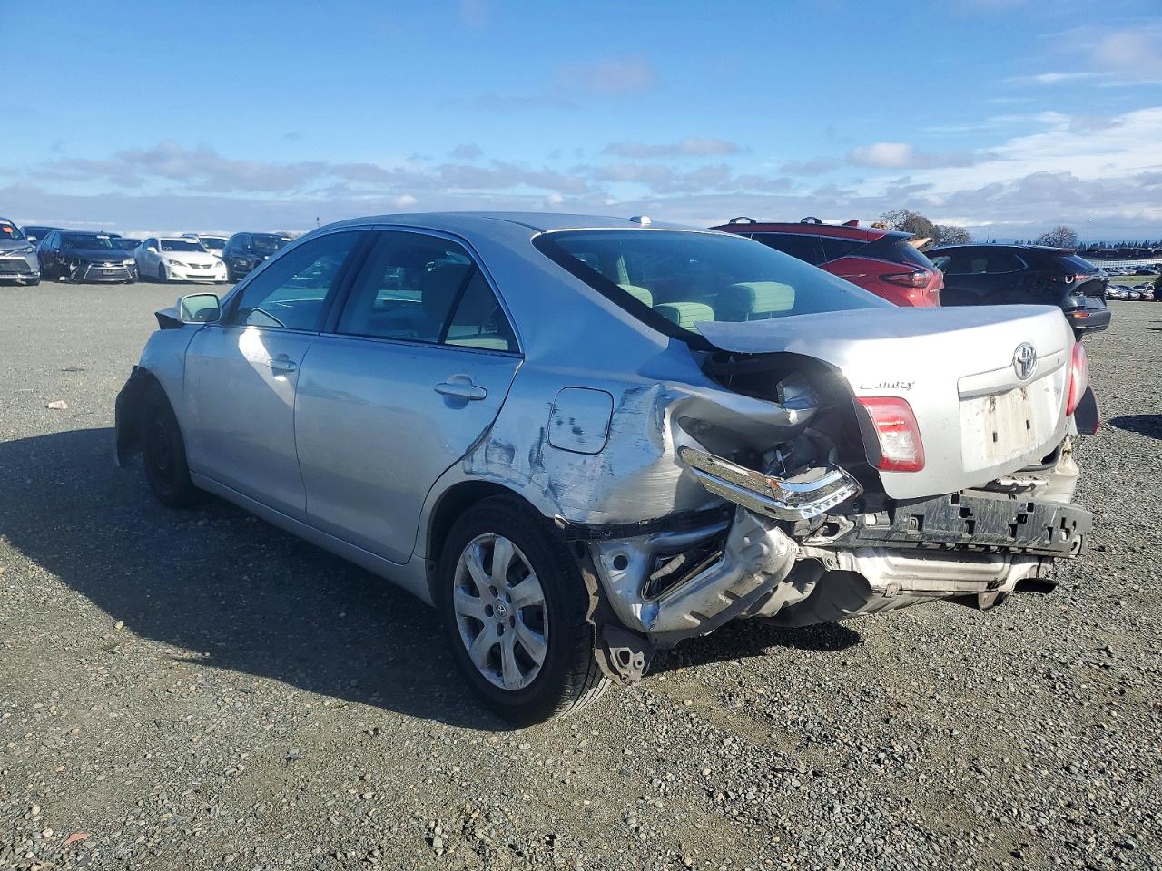 2011 TOYOTA CAMRY BASE photo 2