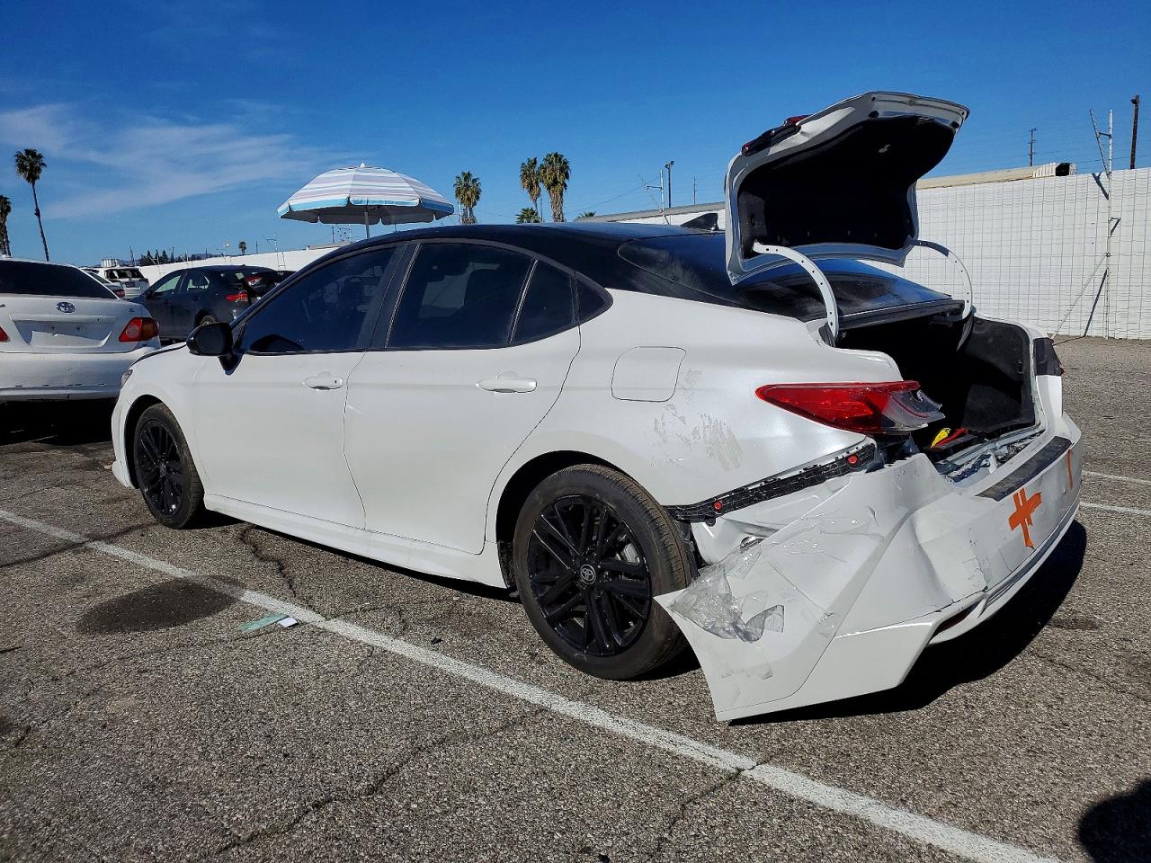 2025 TOYOTA CAMRY XSE photo 2