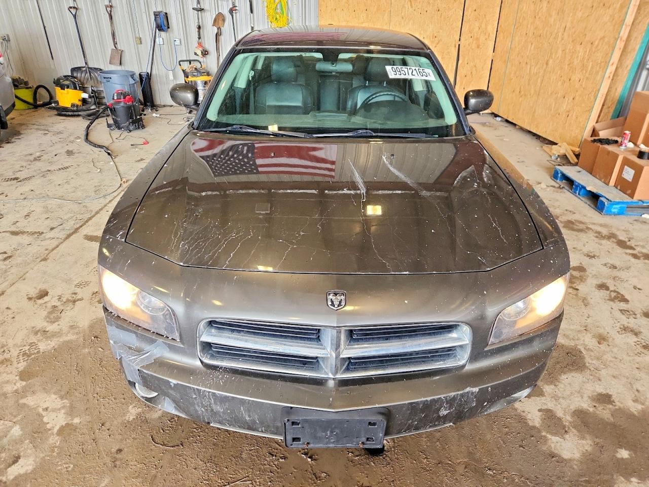 2010 DODGE CHARGER photo 5