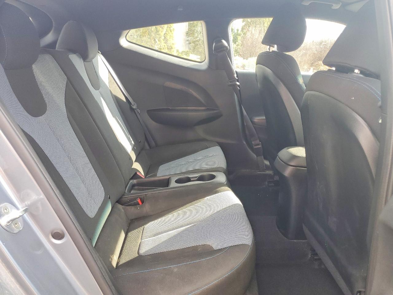 2019 HYUNDAI VELOSTER BASE photo 11
