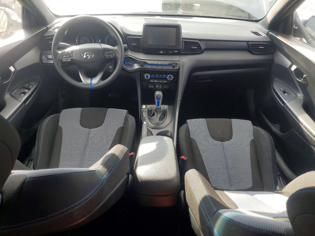 2019 HYUNDAI VELOSTER BASE photo 8