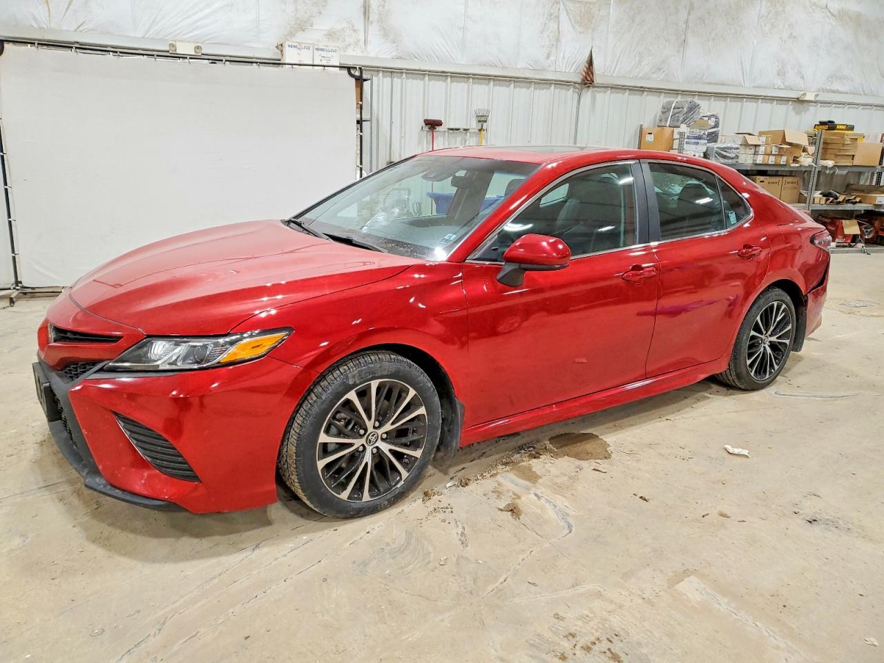 2019 TOYOTA CAMRY