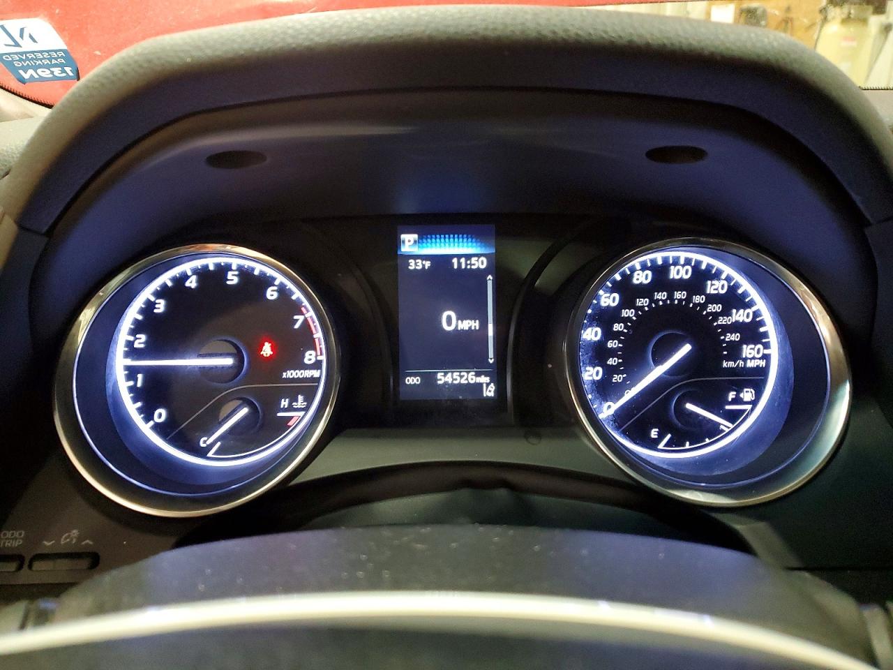 2019 TOYOTA CAMRY SE photo 9