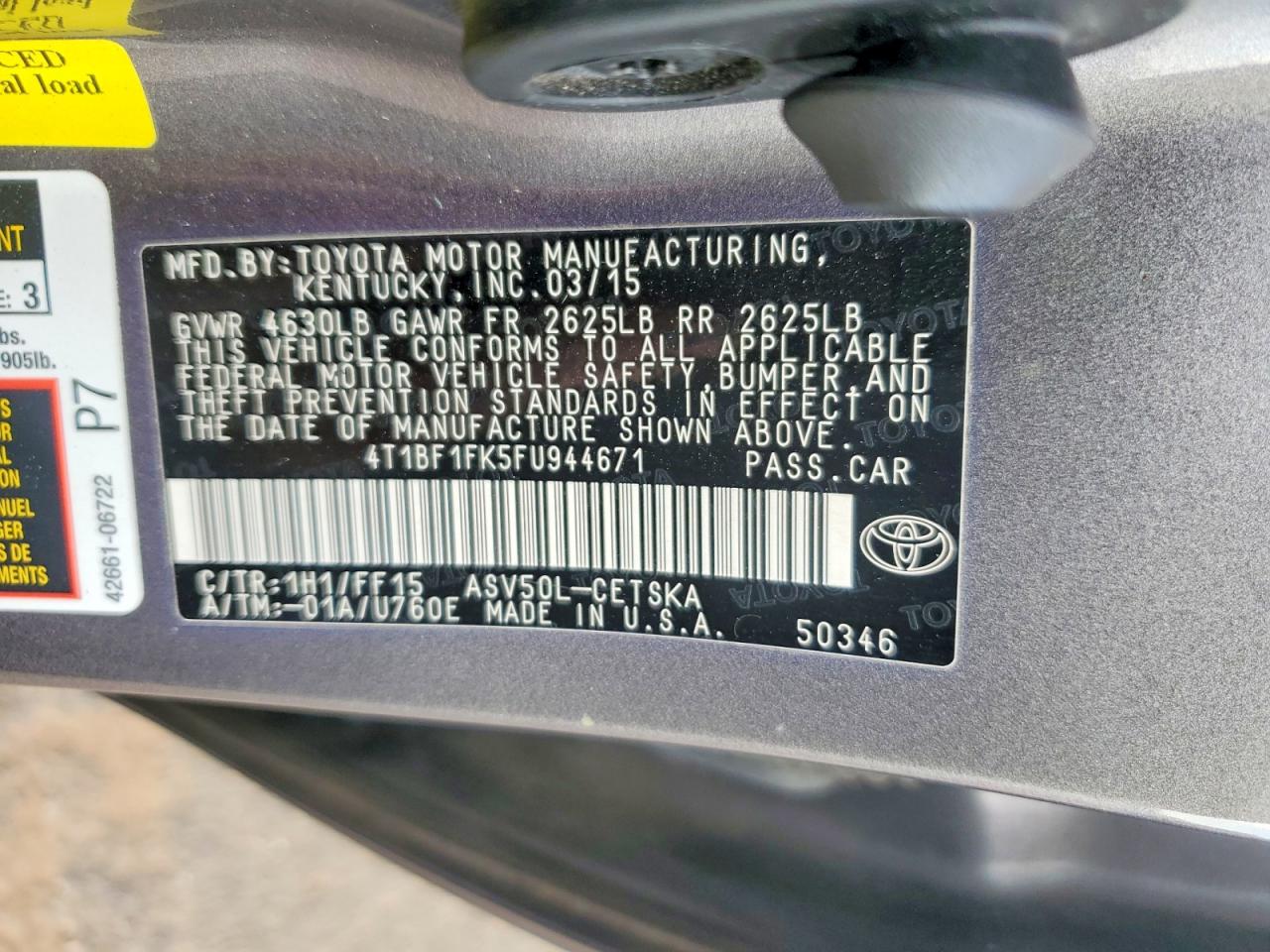 2015 TOYOTA CAMRY LE photo 12