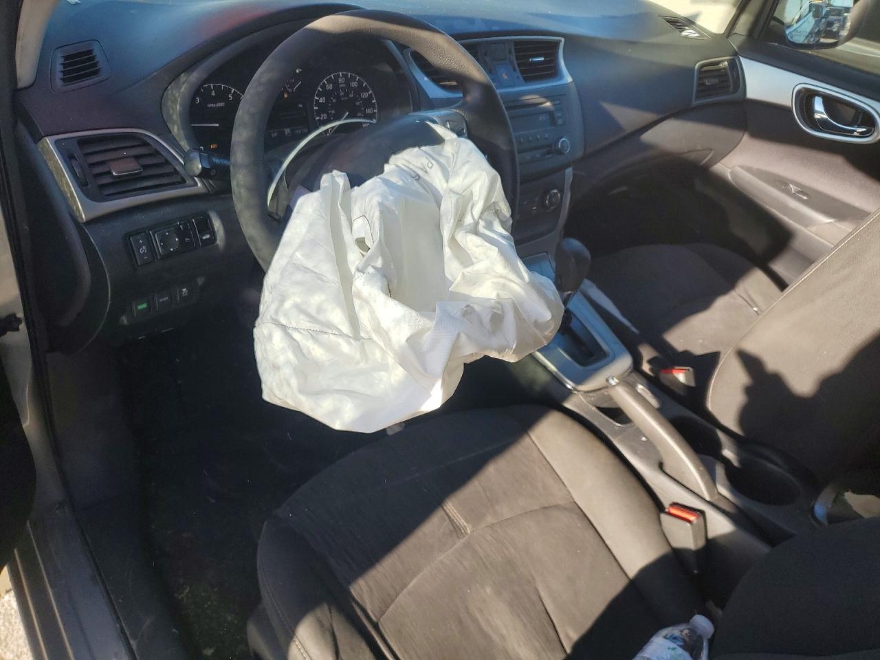 2014 NISSAN SENTRA photo 8