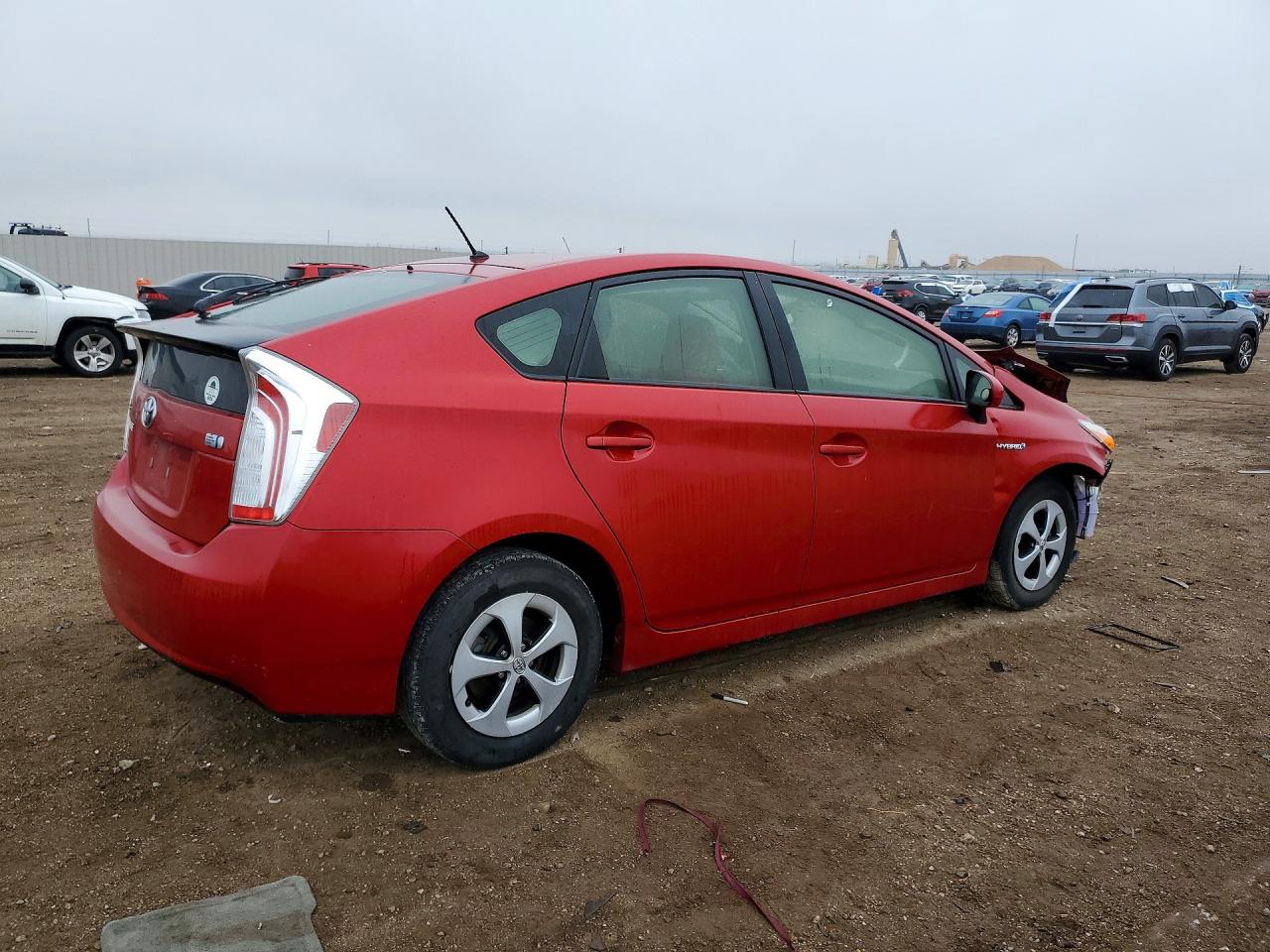 2013 TOYOTA PRIUS photo 3