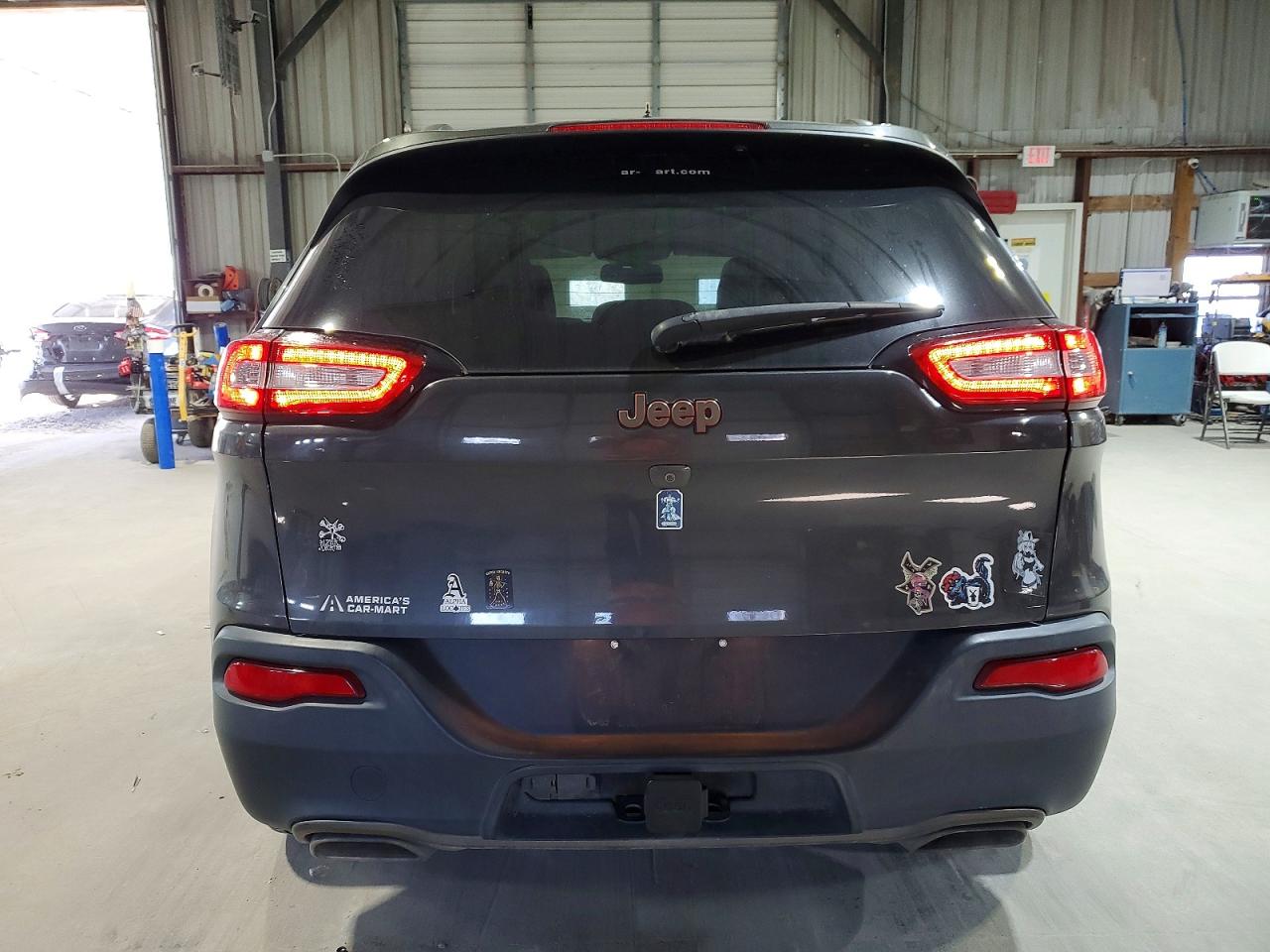 2016 JEEP CHEROKEE LATITUDE photo 6