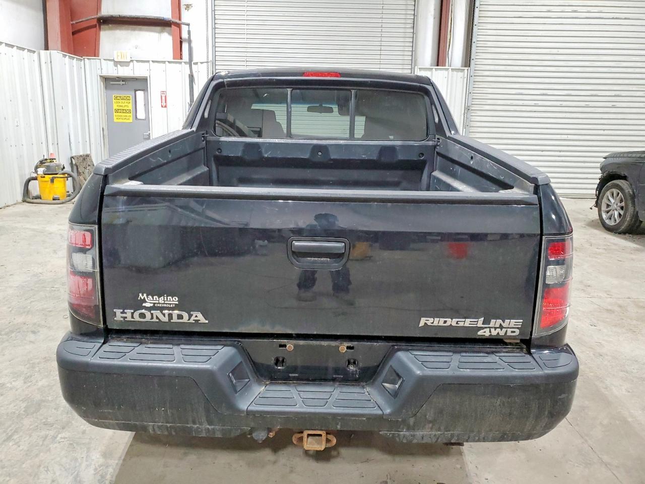 2012 HONDA RIDGELINE SPORT photo 6