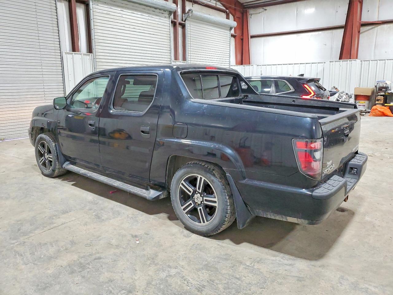 2012 HONDA RIDGELINE SPORT photo 2