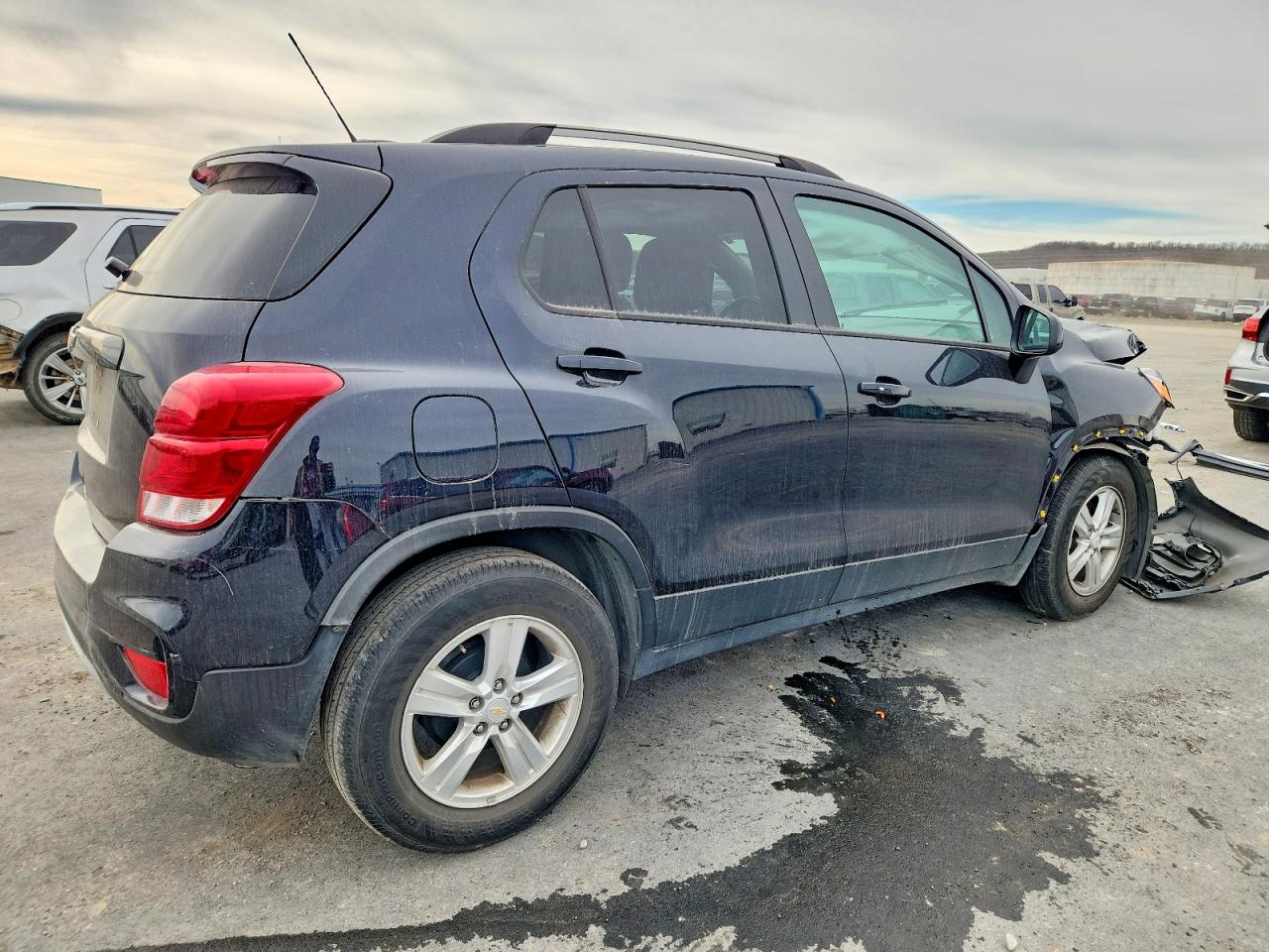 2022 CHEVROLET TRAX 1LT photo 3