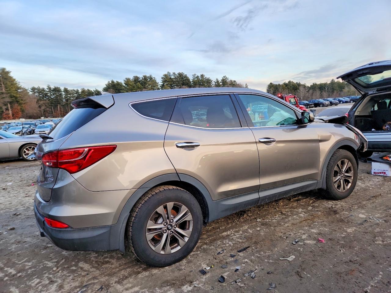 2015 HYUNDAI SANTA FE SPORT photo 3