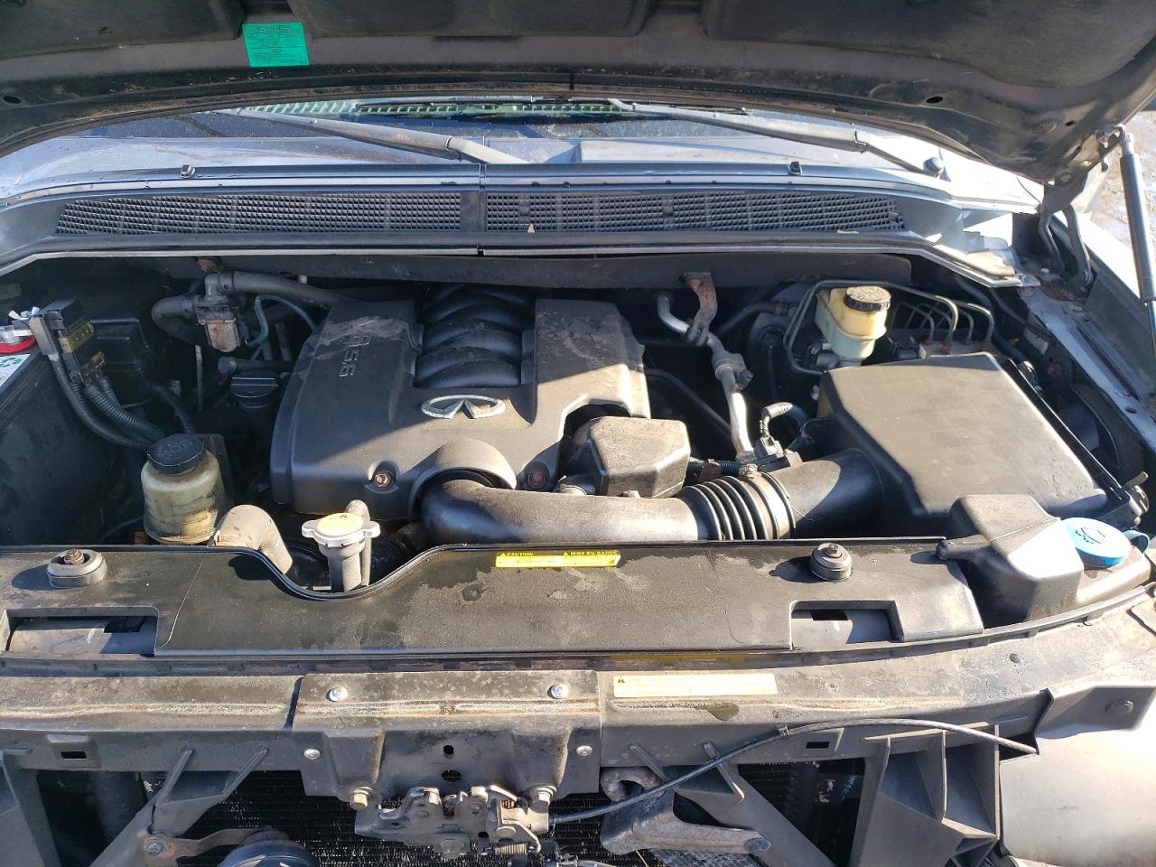 2005 INFINITI QX56 photo 12