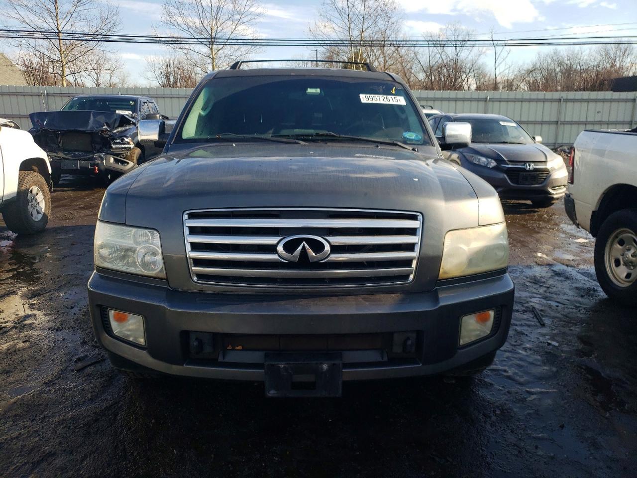 2005 INFINITI QX56 photo 5
