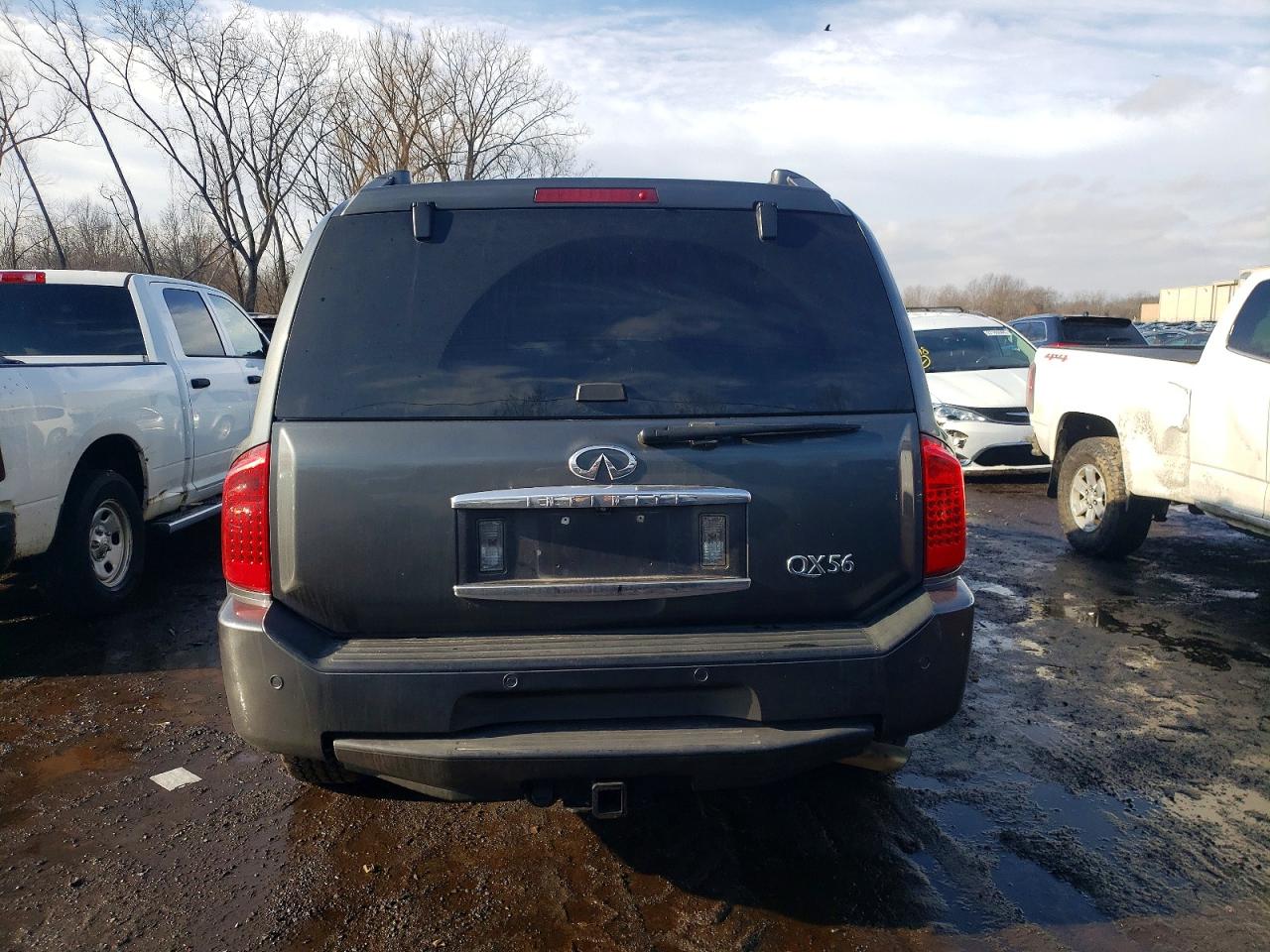 2005 INFINITI QX56 photo 6