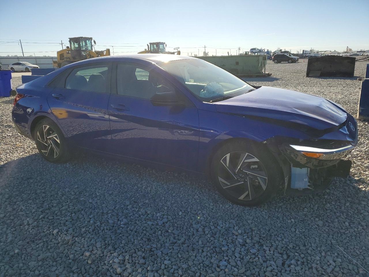 2025 HYUNDAI ELANTRA SEL SPORT photo 4