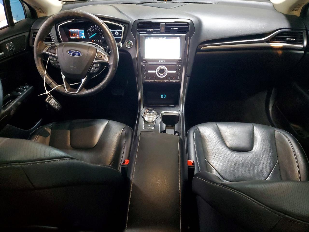2019 FORD FUSION TITANIUM photo 8