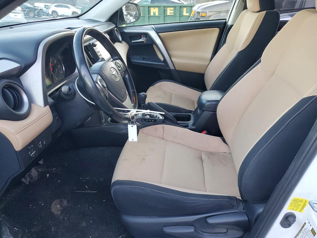 2017 TOYOTA RAV4 HV LE photo 7