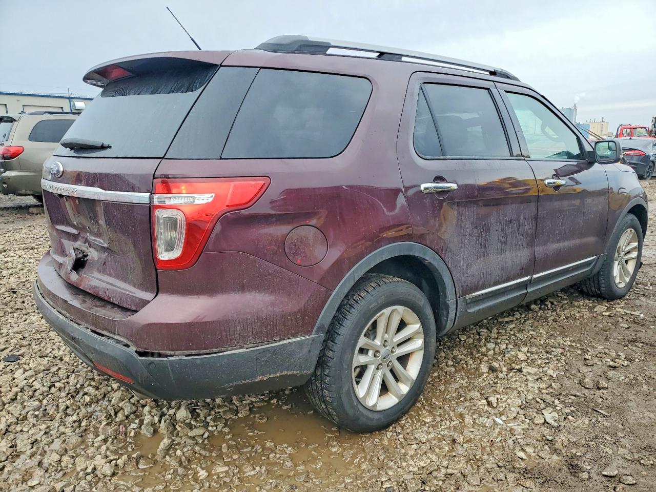 2011 FORD EXPLORER XLT photo 7