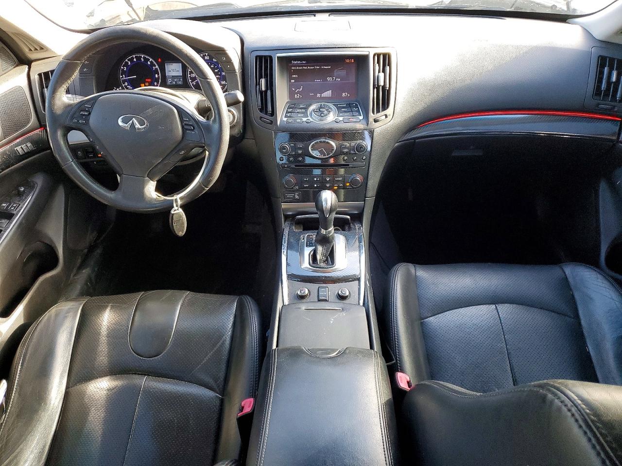 2013 INFINITI G37 photo 8