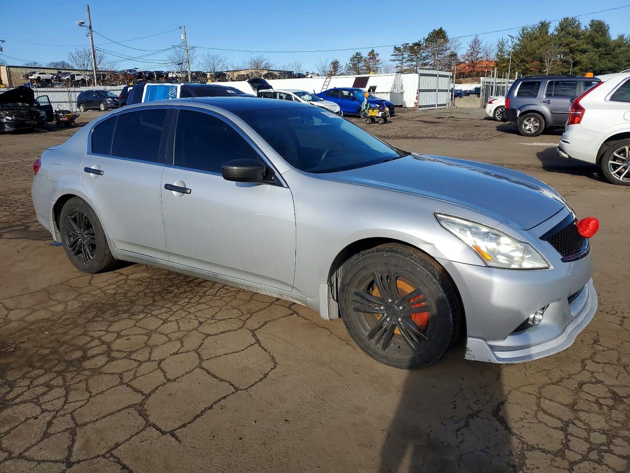 2013 INFINITI G37 photo 4