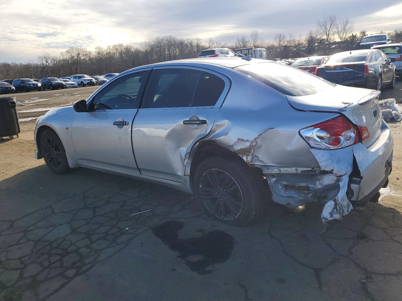 2013 INFINITI G37 photo 2