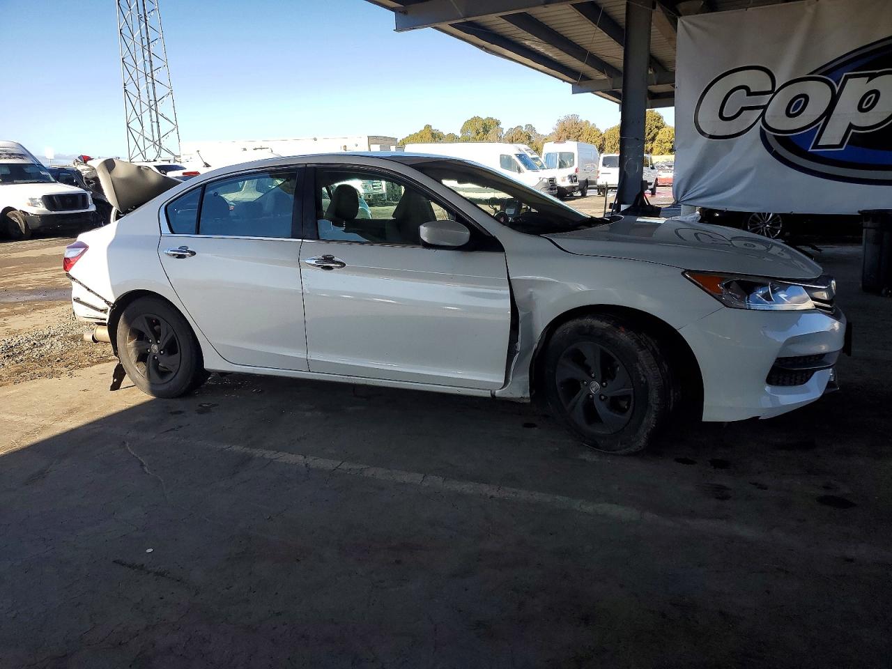 2017 HONDA ACCORD LX photo 4