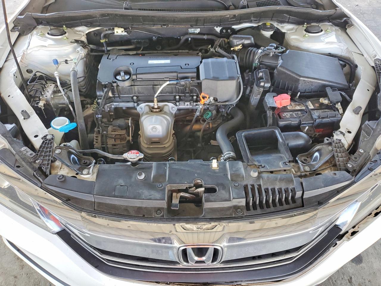 2017 HONDA ACCORD LX photo 11