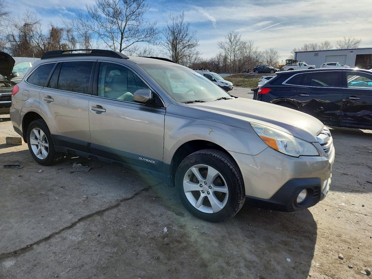 2014 SUBARU OUTBACK 2.5I PREMIUM photo 4